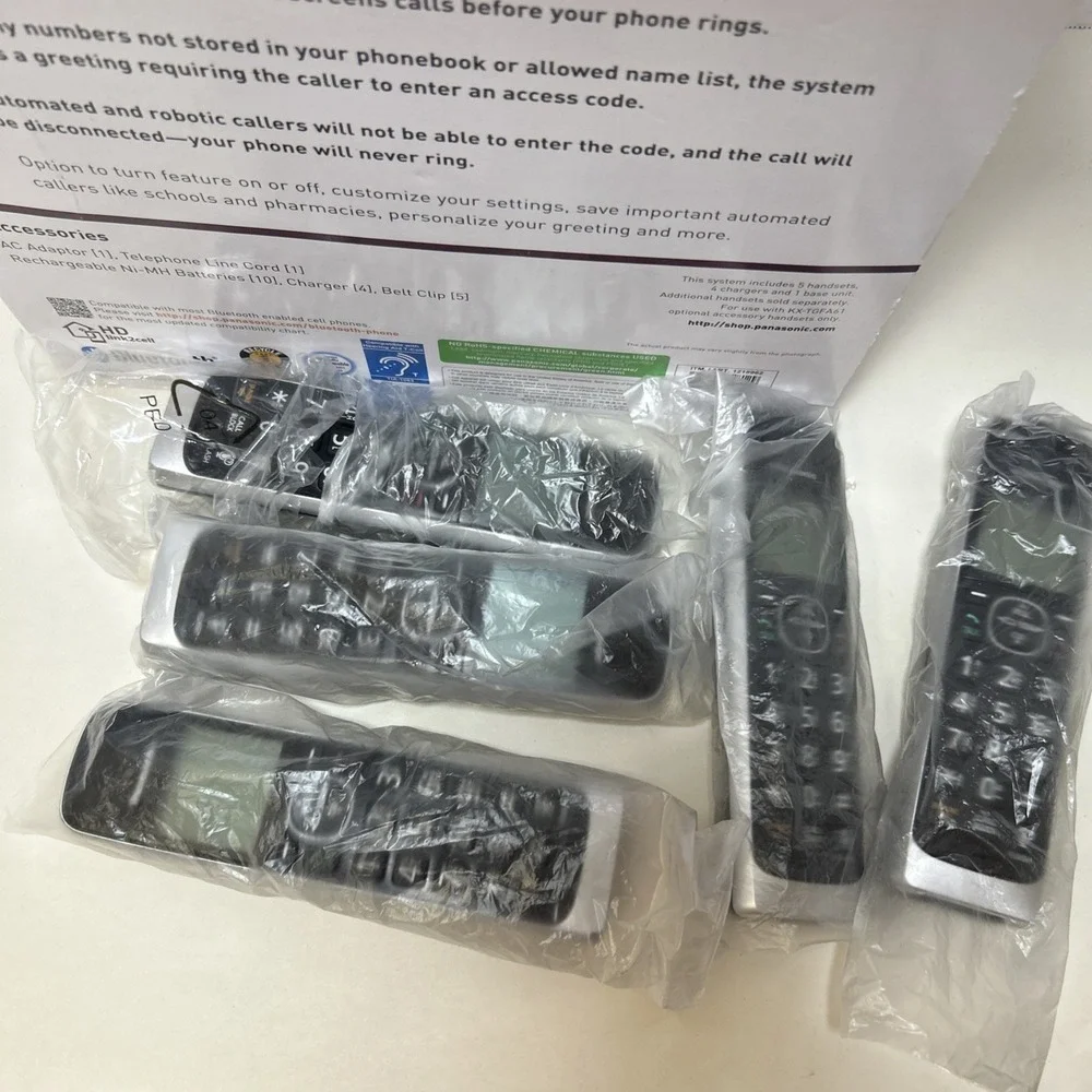 Panasonic KX-TG885 SK Cordless Phones HD Link2Cell Answering Machine 5 Handsets